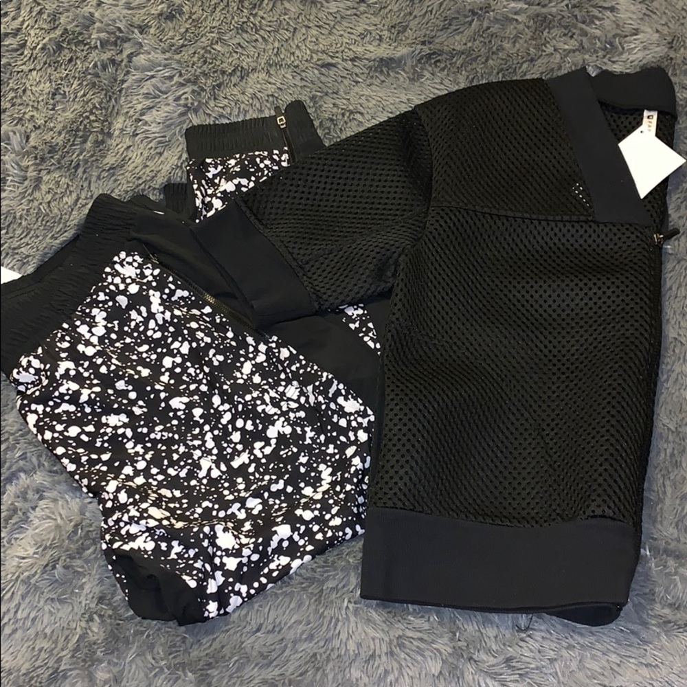Fabletics 2 Piece Jacket & Pants, XXL, NWT